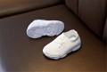 dzieciece-buty-antyposlizgowe-miekki-gum_description-20.jpg
