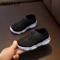 dzieciece-buty-antyposlizgowe-miekki-gum_main-4.jpg
