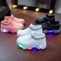 baskets-lumineuses-a-maille-pour-bebe-ga_main-0.jpg