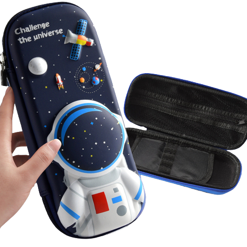 Piórnik szkolny 3D astronauta.png