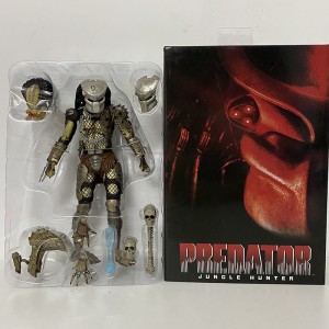Kolekcjonerska Figurka  Model PREDATOR  20cm