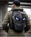 Plecak na kask motocyklowy CARBON wodoodporny HARD SHELL LED z podświetlanymi oczami