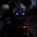 Plecak na kask motocyklowy CARBON wodoodporny HARD SHELL LED z podświetlanymi oczami
