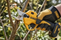Akumulatorowe Nożyce Do Gałęzi DeWalt 18V sekator bezprzewodowy