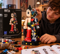 Klocki Pantasy Astro Boy Mechanical Figurka Robot na Podstawce