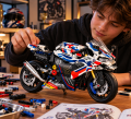 Klocki Technic Motocykl Sportowy Ścigacz BMW S1000 RR ze Stojakiem Model 32 cm